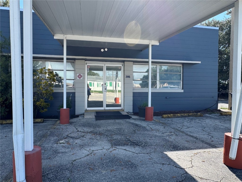 205 N Scenic Highway Frostproof FL 33843 K4903069 image1