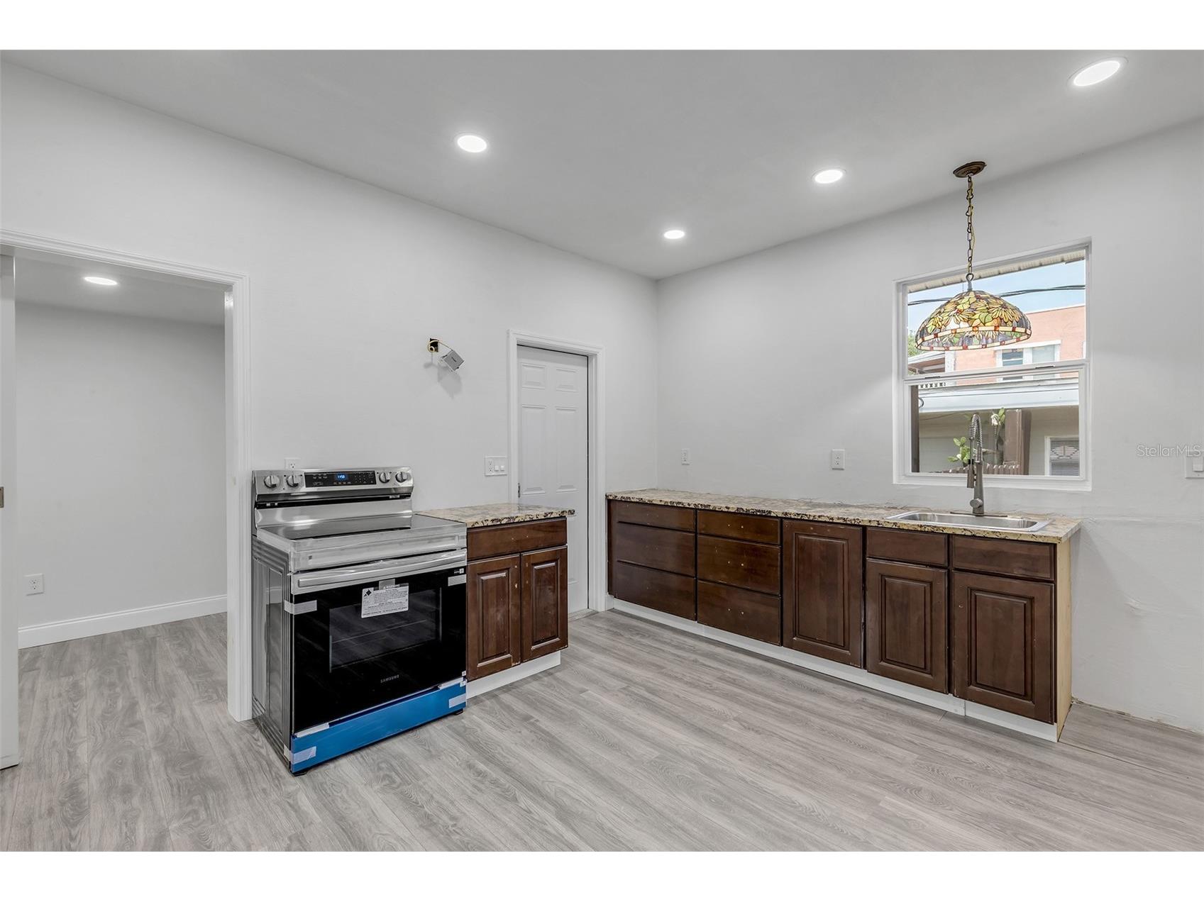 205 N Wild Olive Avenue Daytona Beach FL 32118 NS1088052 image12