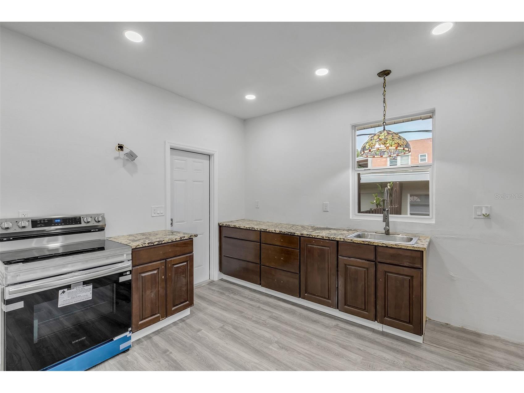 205 N Wild Olive Avenue Daytona Beach FL 32118 NS1088052 image15