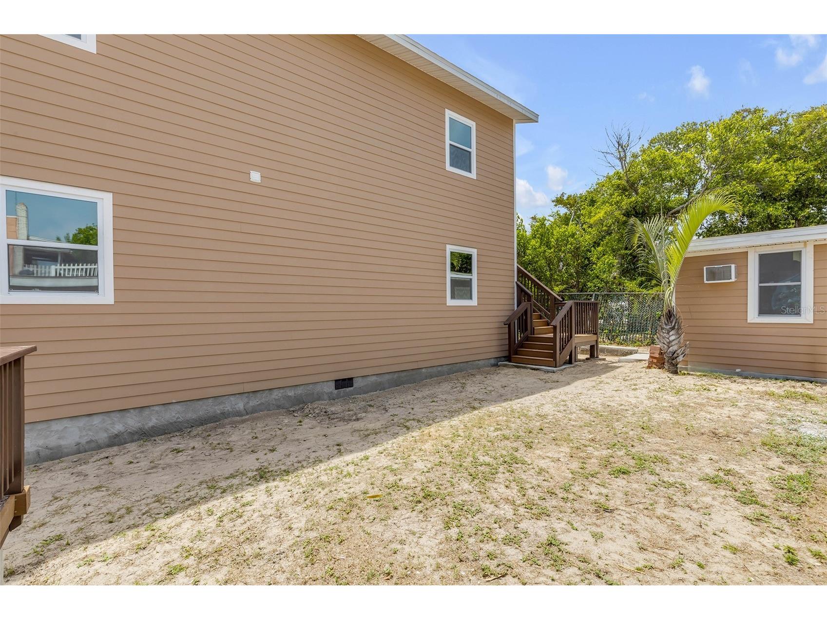 205 N Wild Olive Avenue Daytona Beach FL 32118 NS1088052 image33
