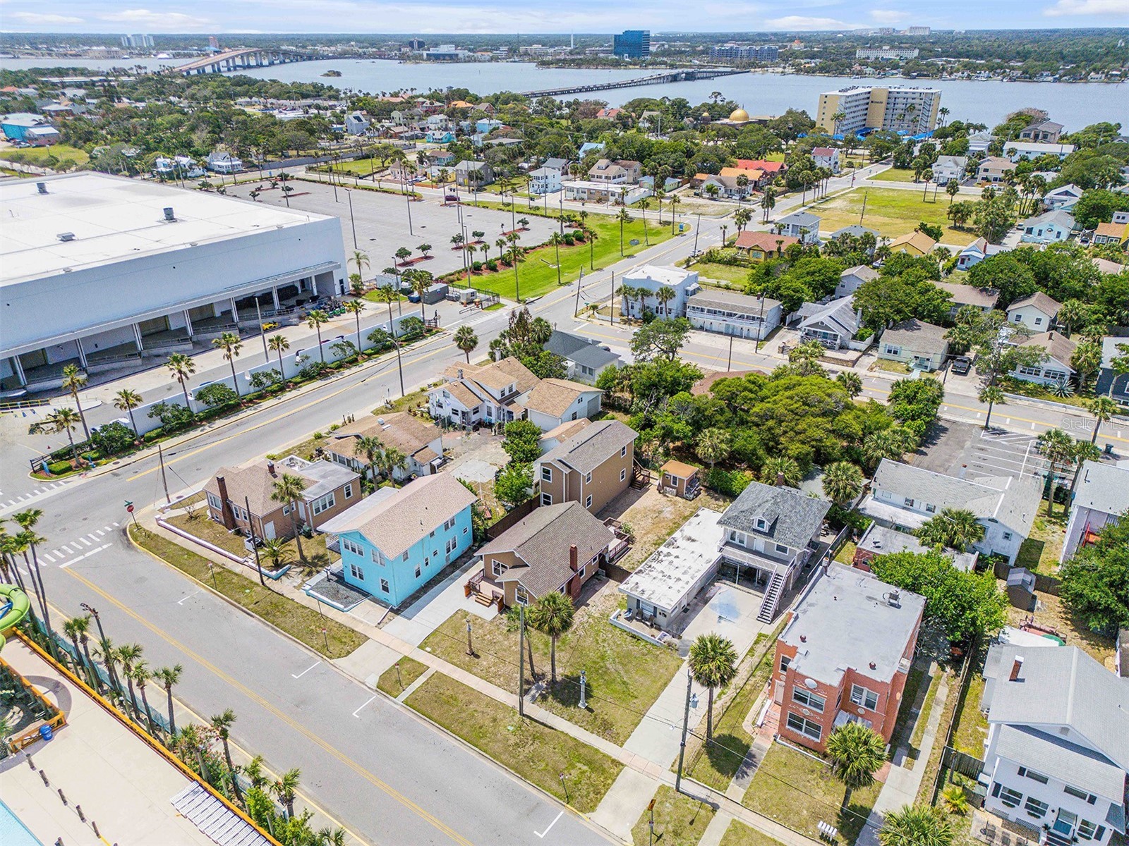 205 N Wild Olive Avenue Daytona Beach FL 32118 NS1088052 image68