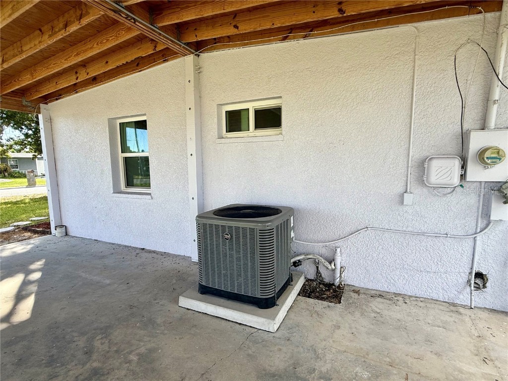 205 NE Martin Drive NE Port Charlotte FL 33952 A4666719 image11