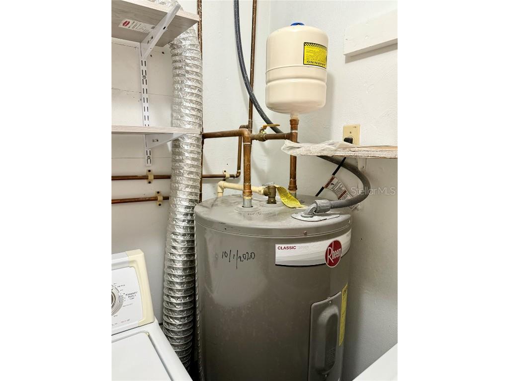 205 NE Martin Drive NE Port Charlotte FL 33952 A4666719 image36