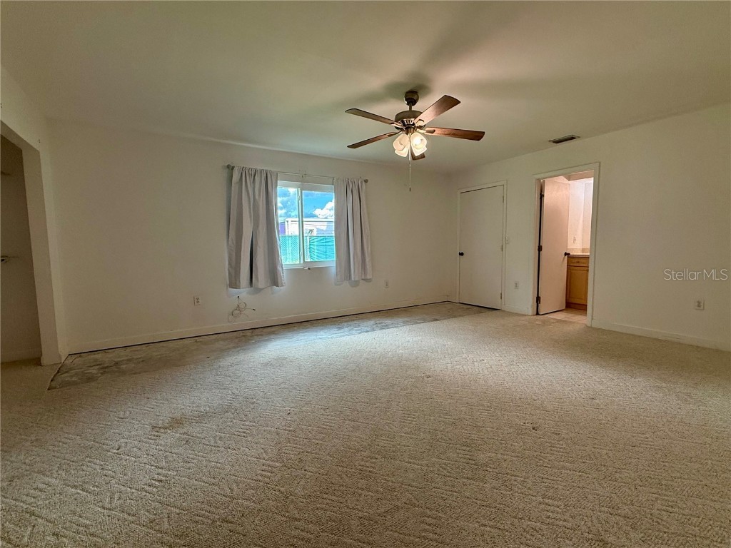 205 NE Martin Drive NE Port Charlotte FL 33952 A4666719 image37