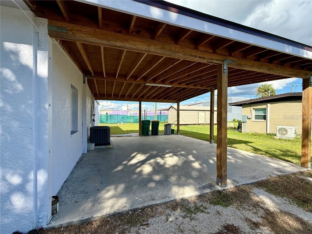 205 NE Martin Drive NE Port Charlotte FL 33952 A4666719 image9