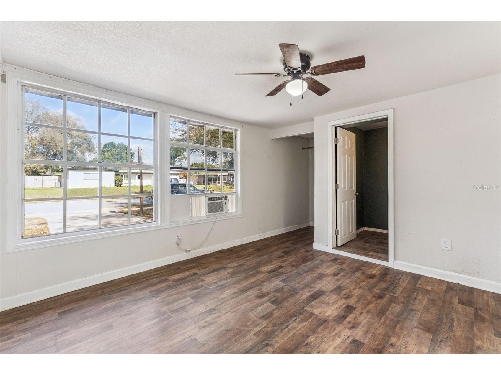 205 Oakland Avenue Sanford FL 32773 O6390851 image4