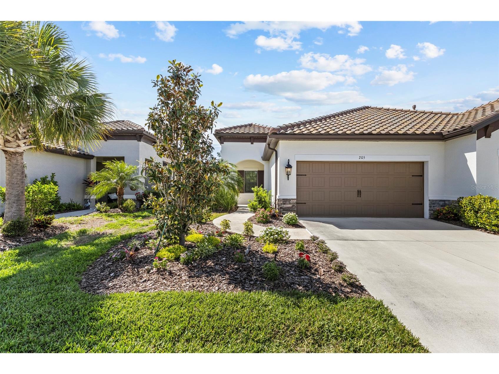 205 Palidoro Circle Nokomis FL 34275 A4690085 image1