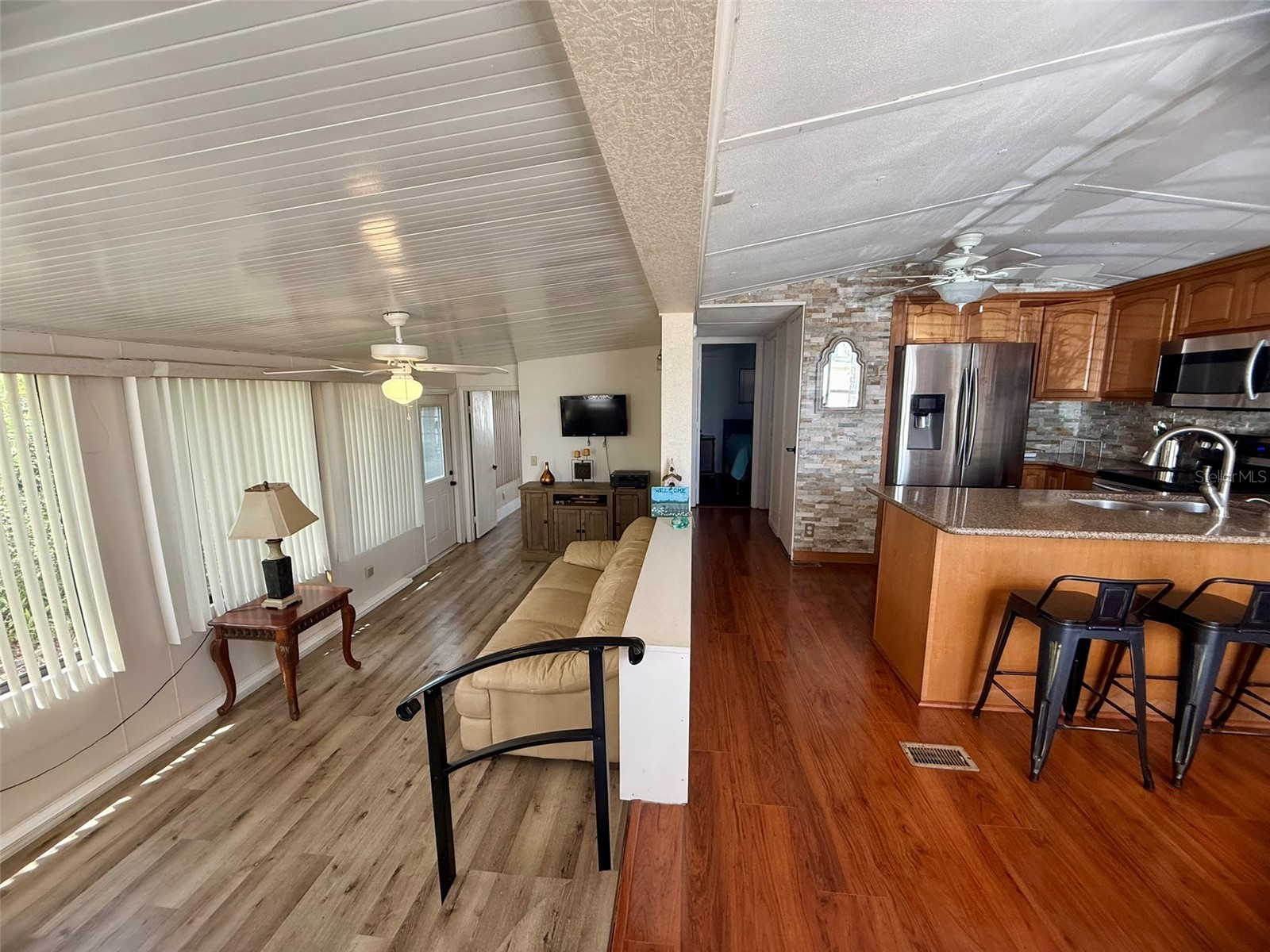 205 Pansy Street Davenport FL 33837 P4938448 image4