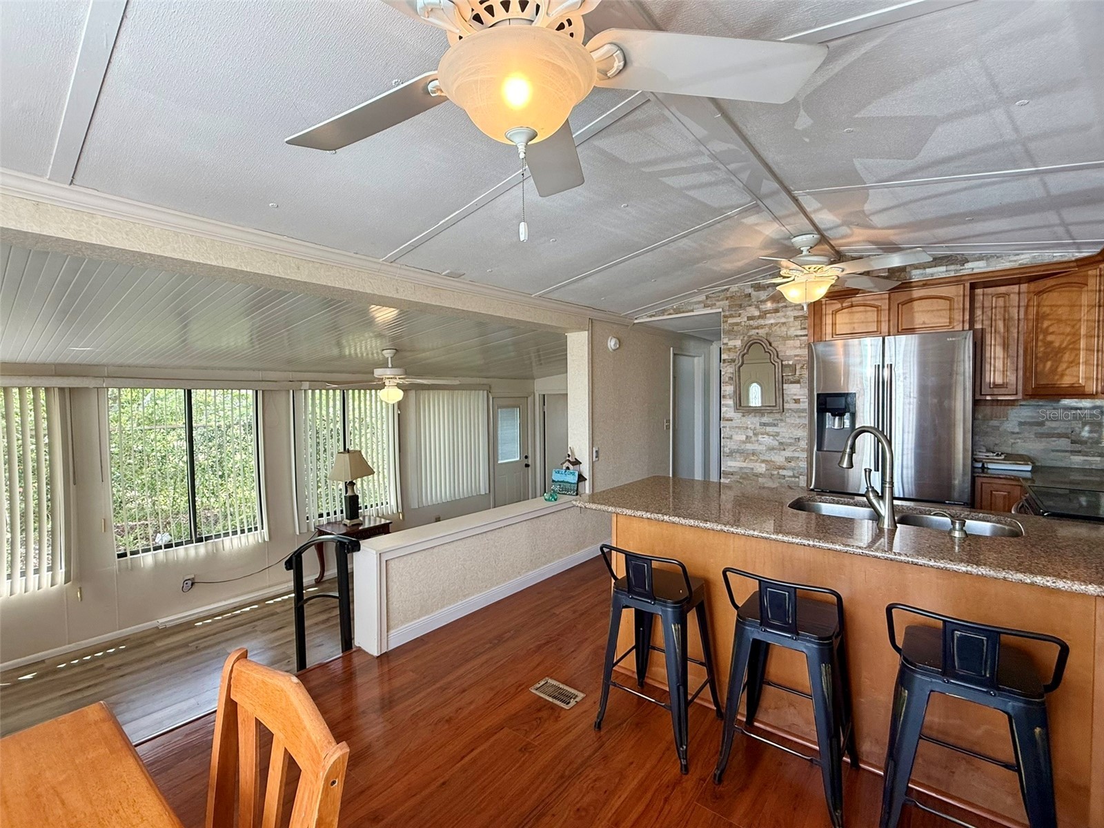 205 Pansy Street Davenport FL 33837 P4938448 image5