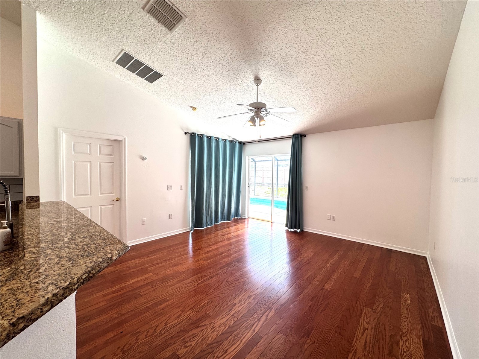205 Paradise Woods Place Davenport FL 33896 O6401508 image3
