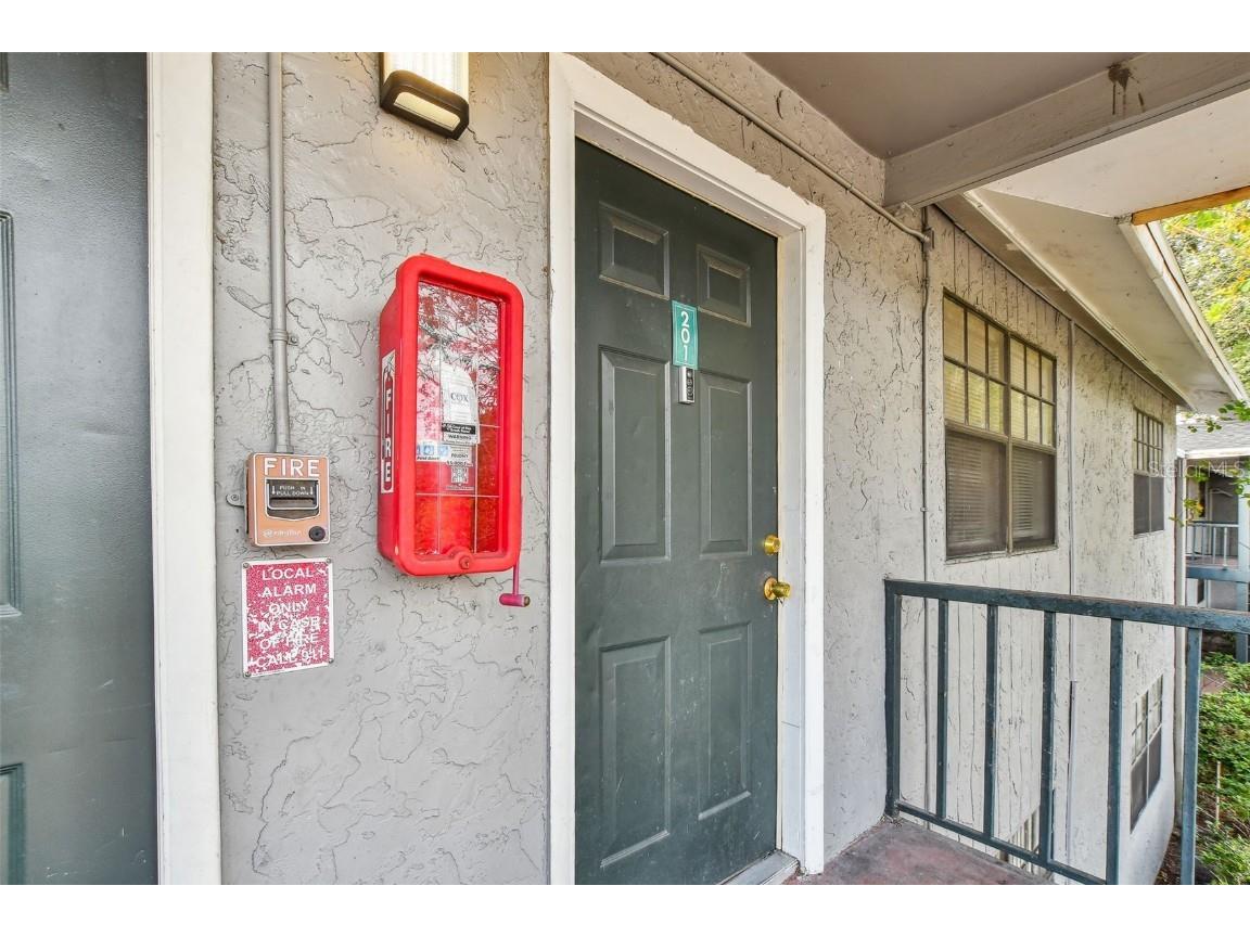 205 Pine Tulip Court #201 Tampa FL 33612 T3476683 image1