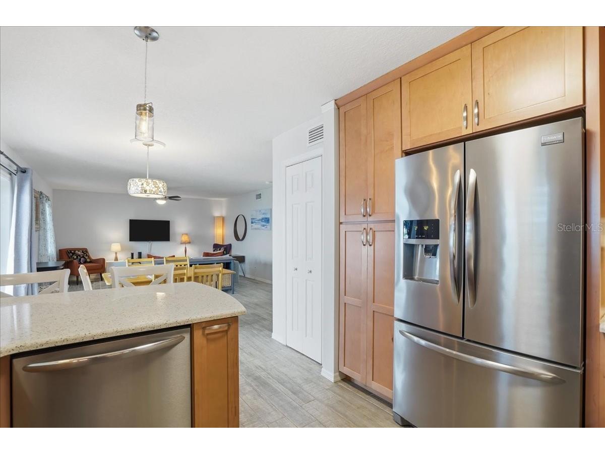 205 Pompano Drive SE #B Saint Petersburg FL 33705 TB8469996 image11