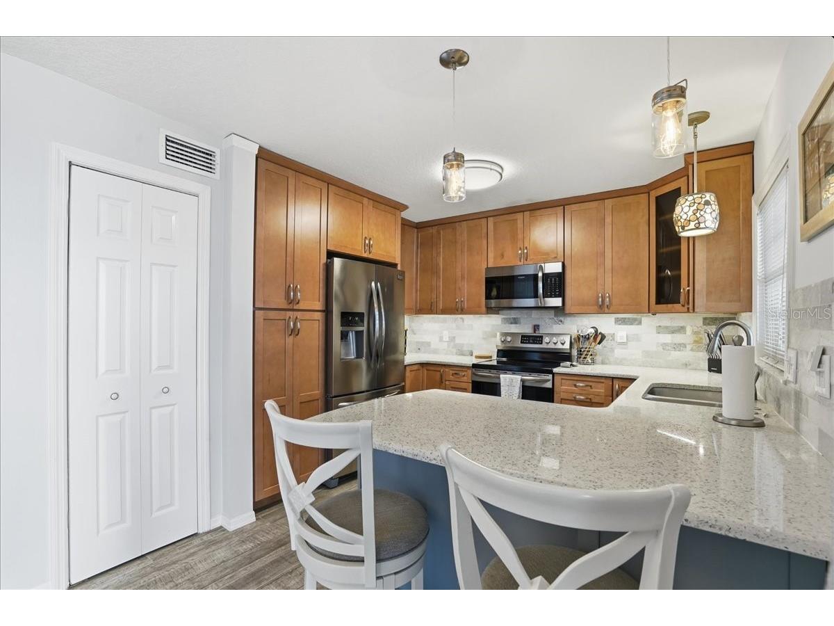 205 Pompano Drive SE #B Saint Petersburg FL 33705 TB8469996 image12