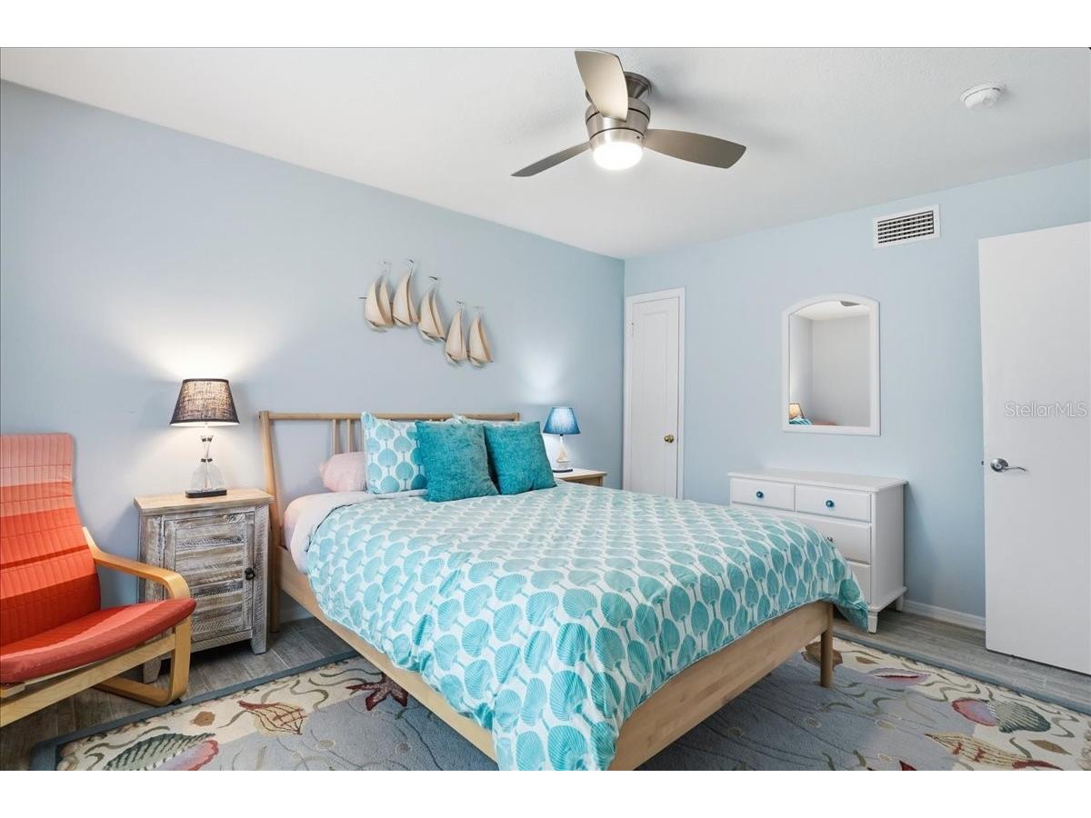 205 Pompano Drive SE #B Saint Petersburg FL 33705 TB8469996 image17