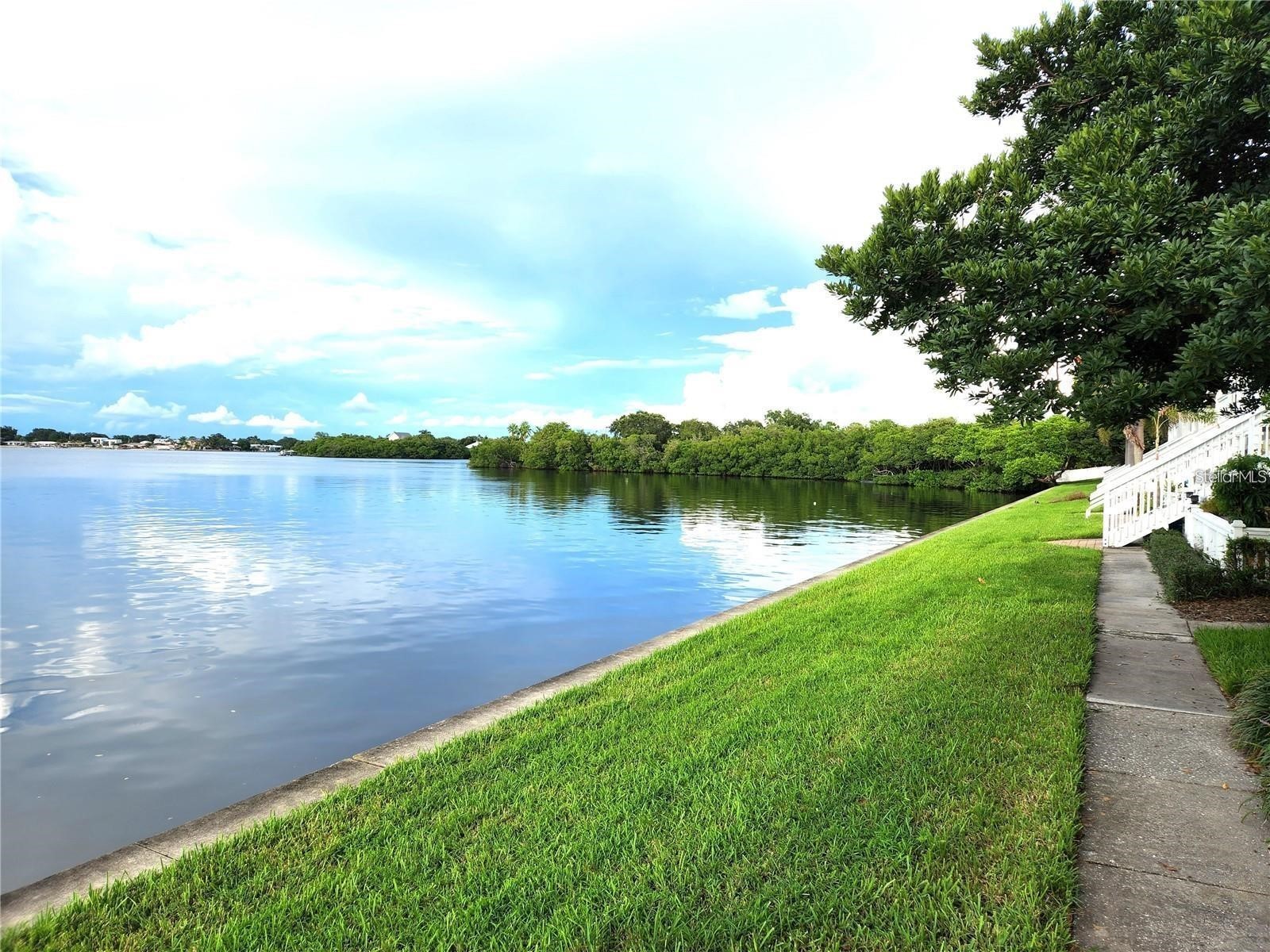205 Pompano Drive SE #B Saint Petersburg FL 33705 TB8469996 image25