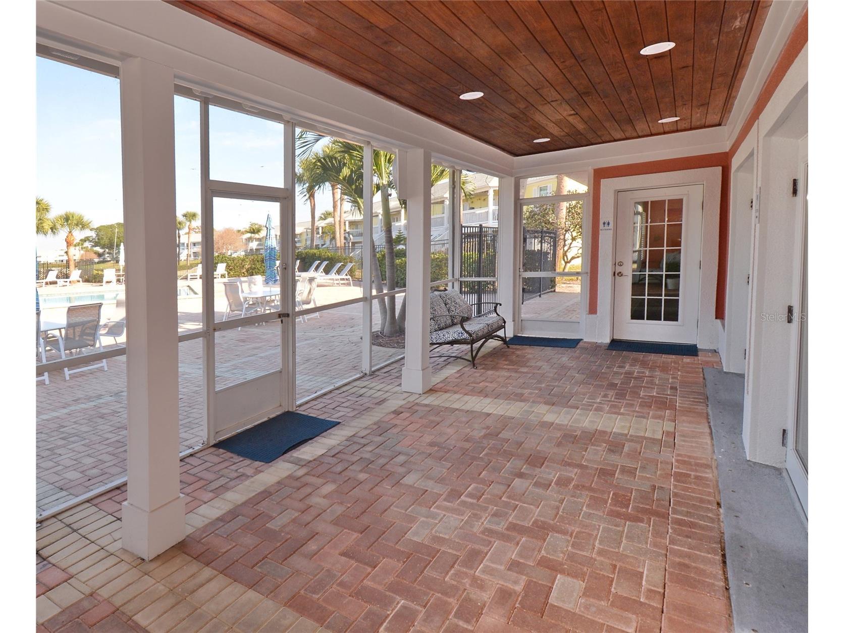 205 Pompano Drive SE #B Saint Petersburg FL 33705 TB8469996 image37