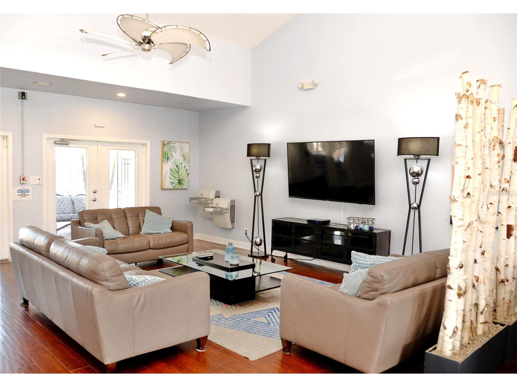 205 Pompano Drive SE #B Saint Petersburg FL 33705 TB8469996 image41