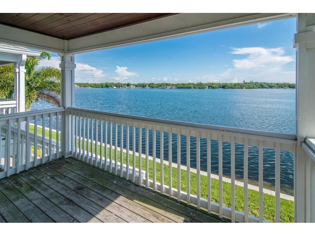 205 Pompano Drive SE #D Saint Petersburg FL 33705 - BIG BAYOU A4699441 image1