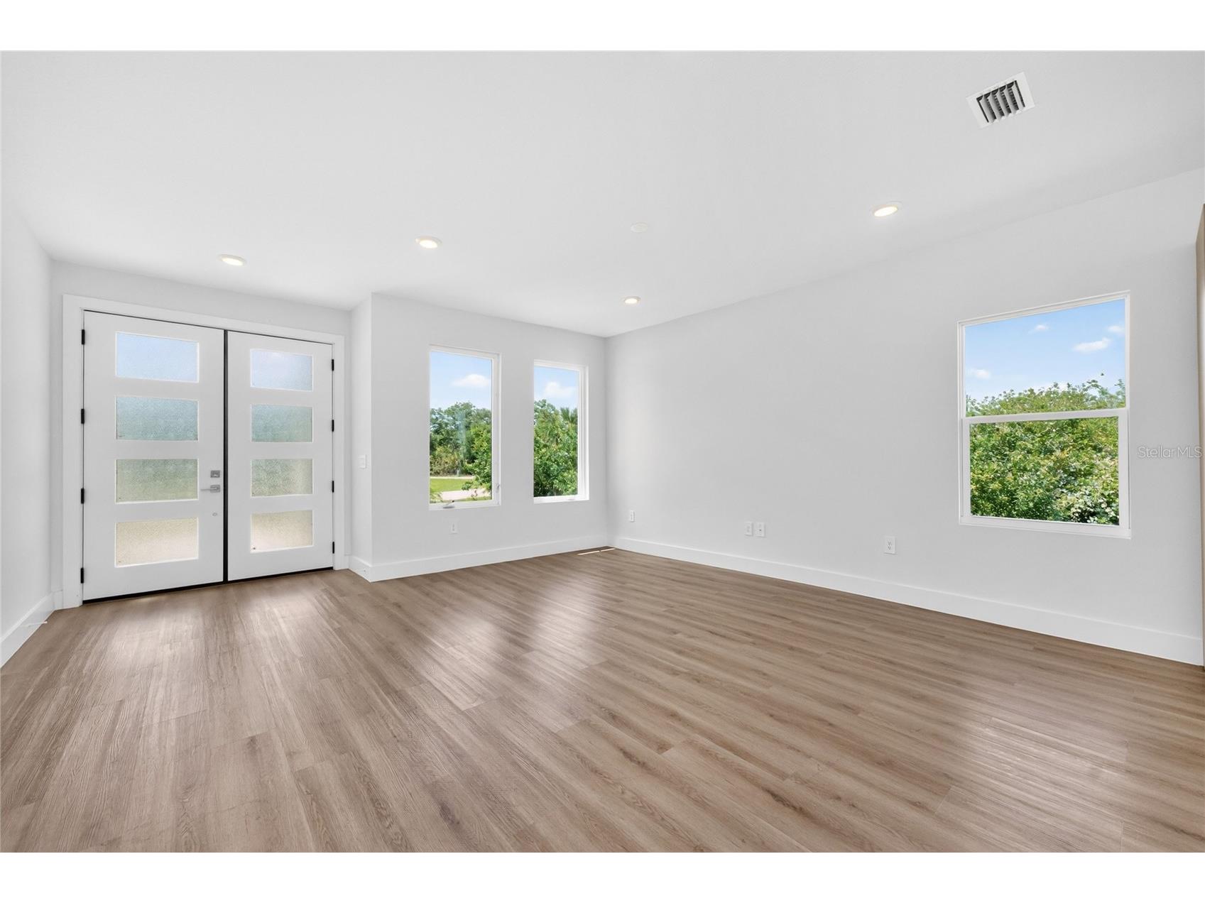 205 Redwood Road Rotonda West FL 33947 D6147614 image4