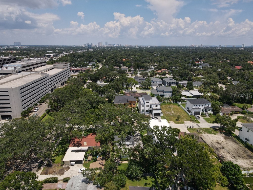 205 S Occident Street Tampa FL 33609 TB8415561 image26