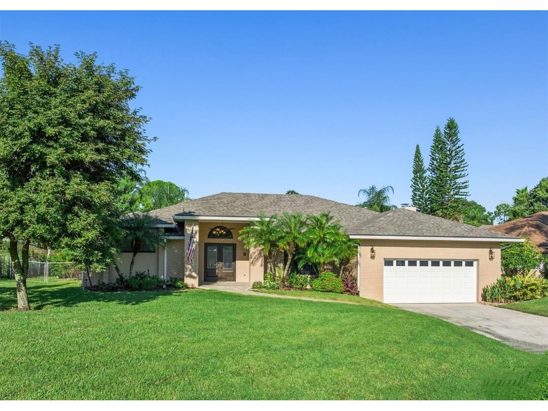 205 Santa Rosa Drive Winter Haven FL 33884 P4936370 image1