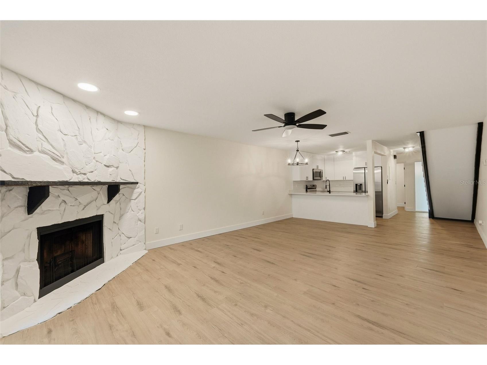 205 Somerset Lane Palm Harbor FL 34684 TB8515153 image15
