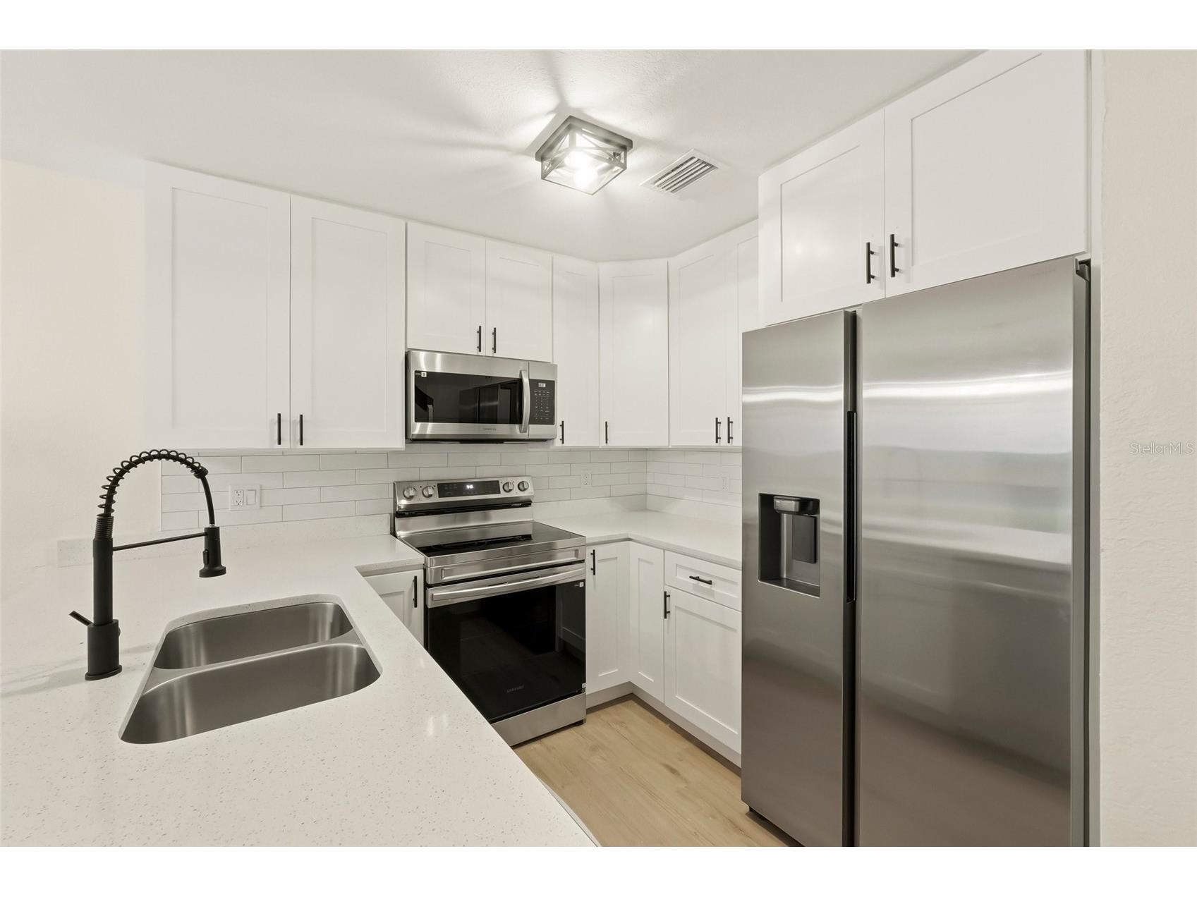 205 Somerset Lane Palm Harbor FL 34684 TB8515153 image3