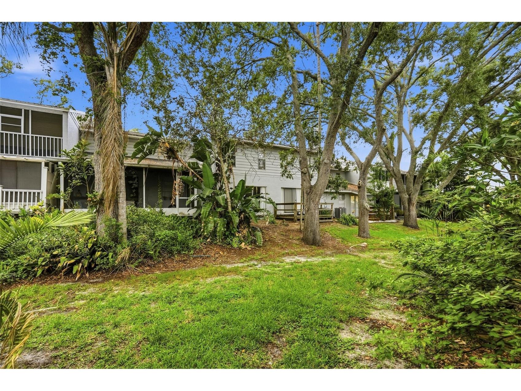 205 Somerset Lane Palm Harbor FL 34684 TB8515153 image32