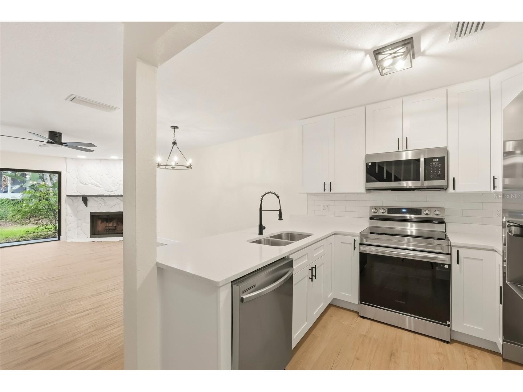 205 Somerset Lane Palm Harbor FL 34684 TB8515153 image4