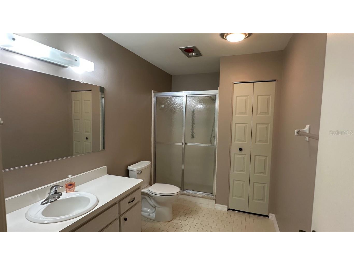 205 Strong Bow Court Sun City Center FL 33573 TB8396181 image9