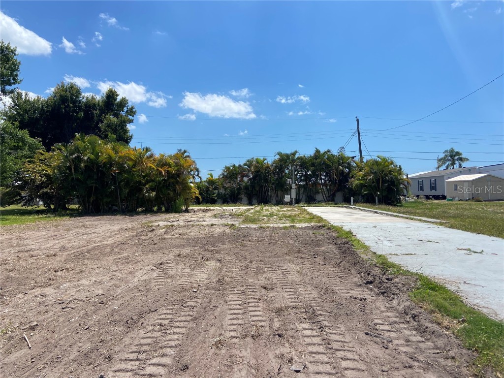 205 Via De Luna Englewood FL 34224 D6135405 image1