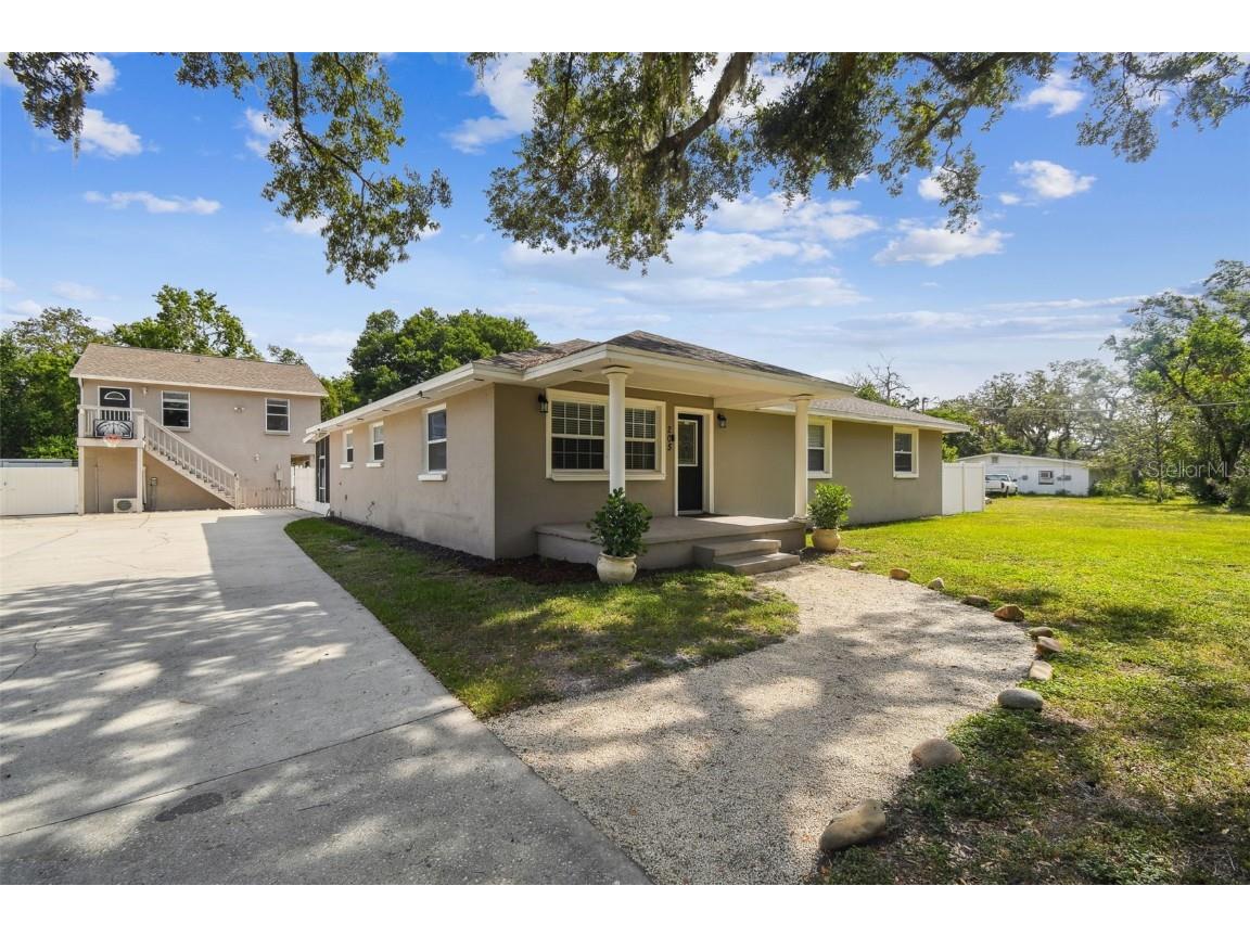 205 W 122nd Avenue Tampa FL 33612 TB8390925 image1