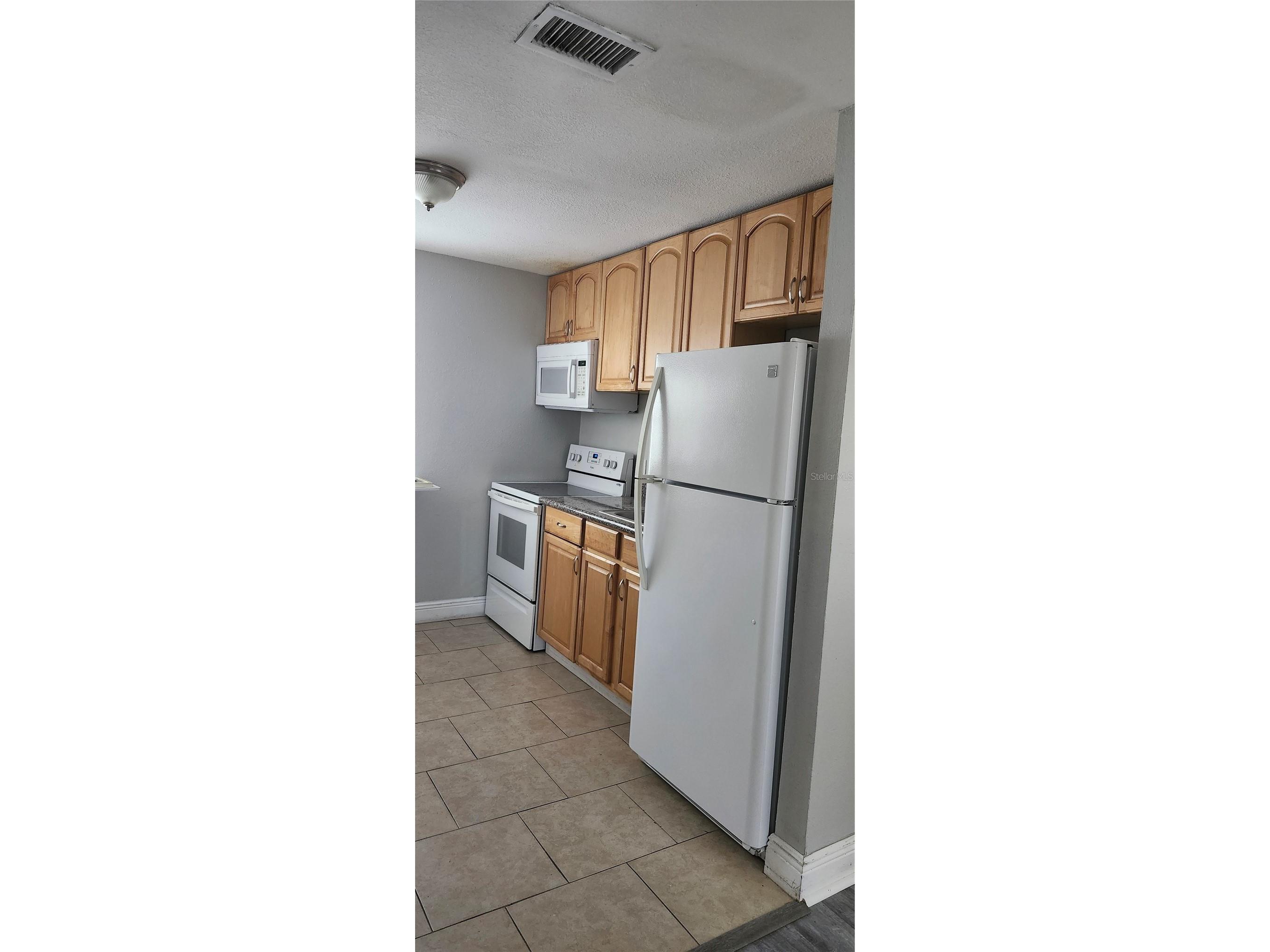 205 W Amelia Avenue #A Tampa FL 33602 TB8421766 image6