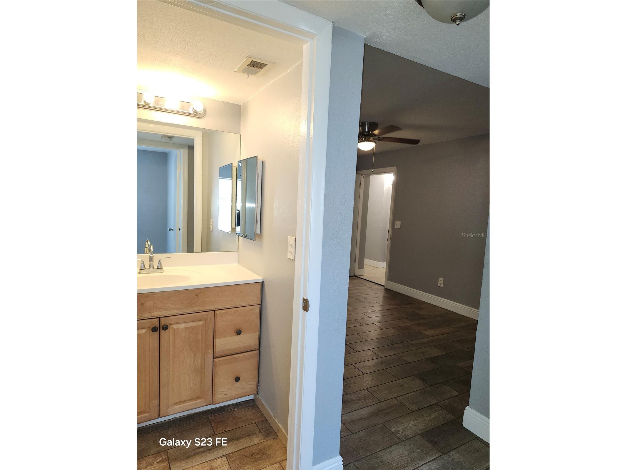 205 W Amelia Avenue #D Tampa FL 33602 TB8486344 image7