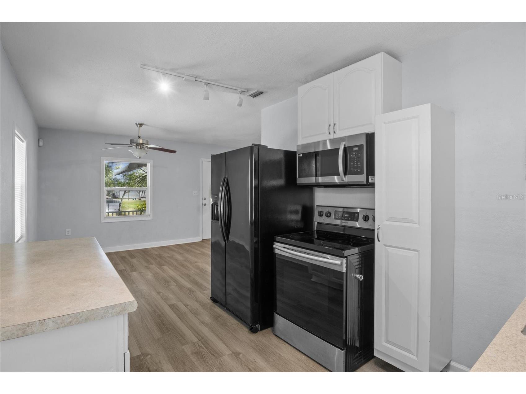 205 W Maple Street Davenport FL 33837 P4938894 image12