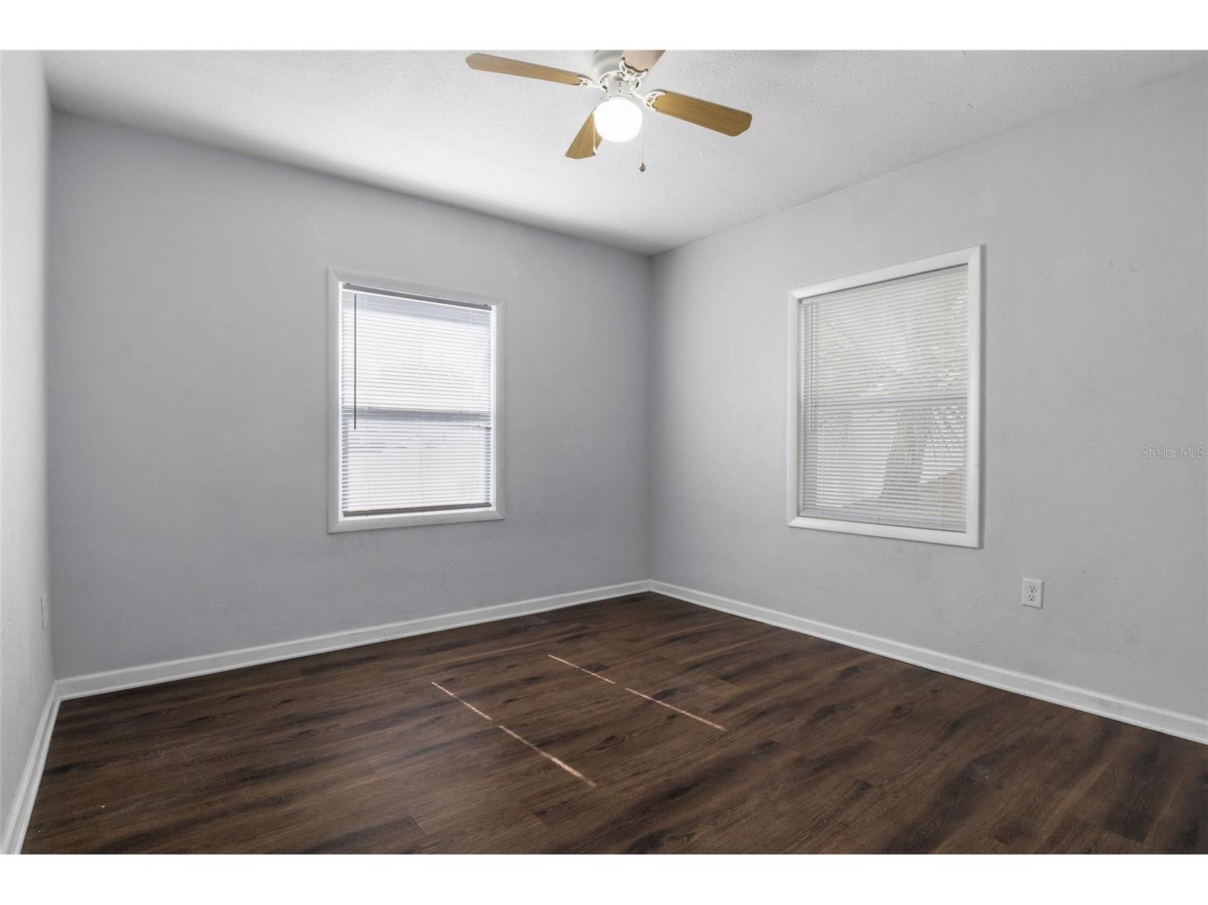 205 W Maple Street Davenport FL 33837 P4938894 image13