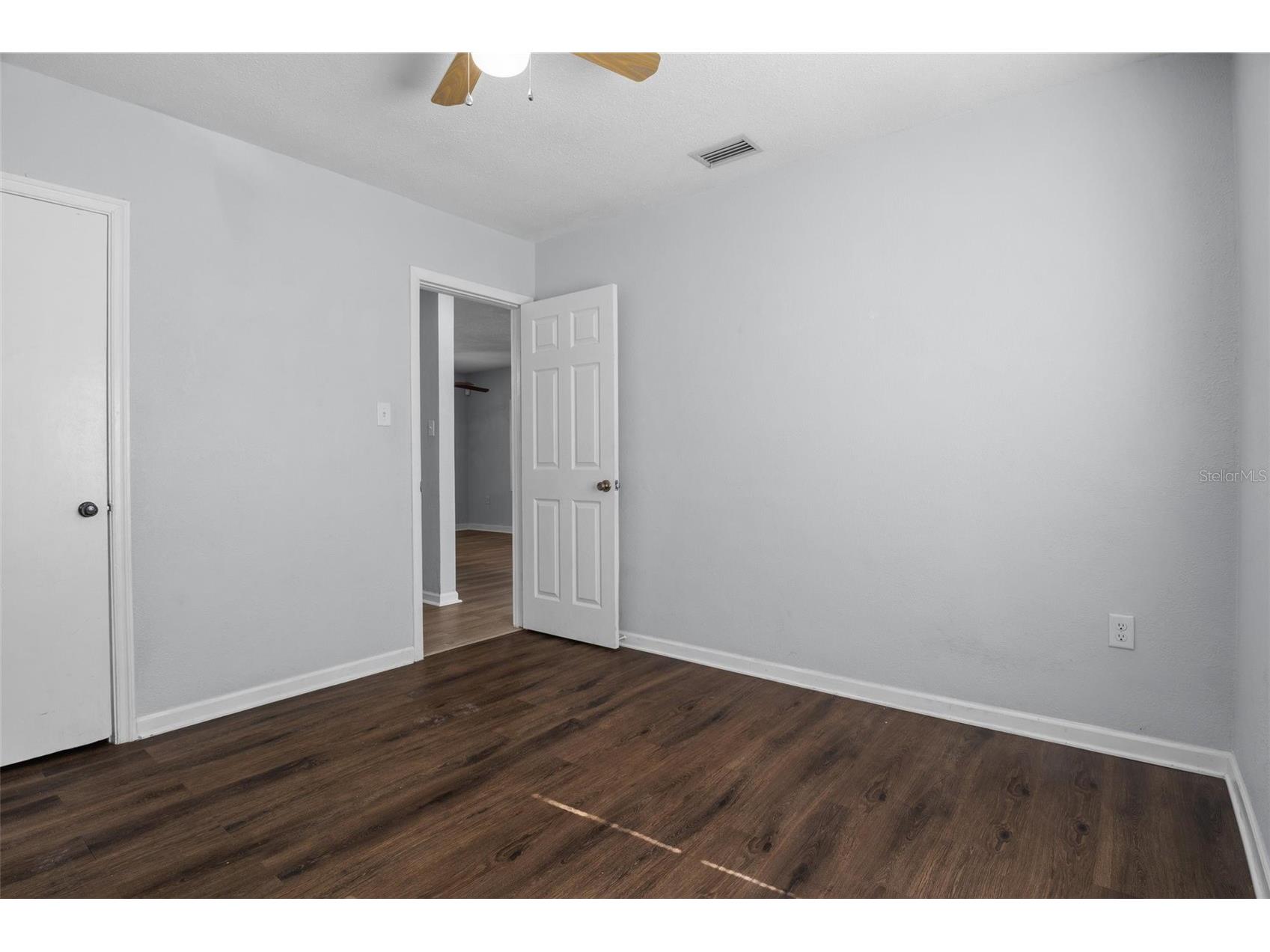 205 W Maple Street Davenport FL 33837 P4938894 image14