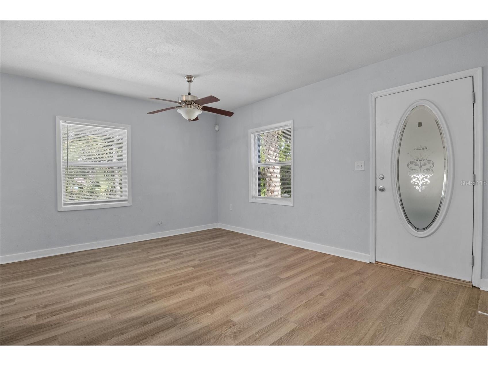 205 W Maple Street Davenport FL 33837 P4938894 image7