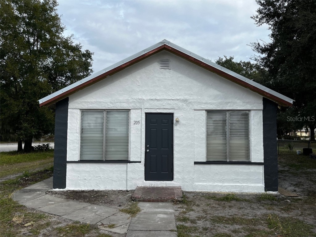 205 W Sproule Avenue Kissimmee FL 34741 S5138616 image1