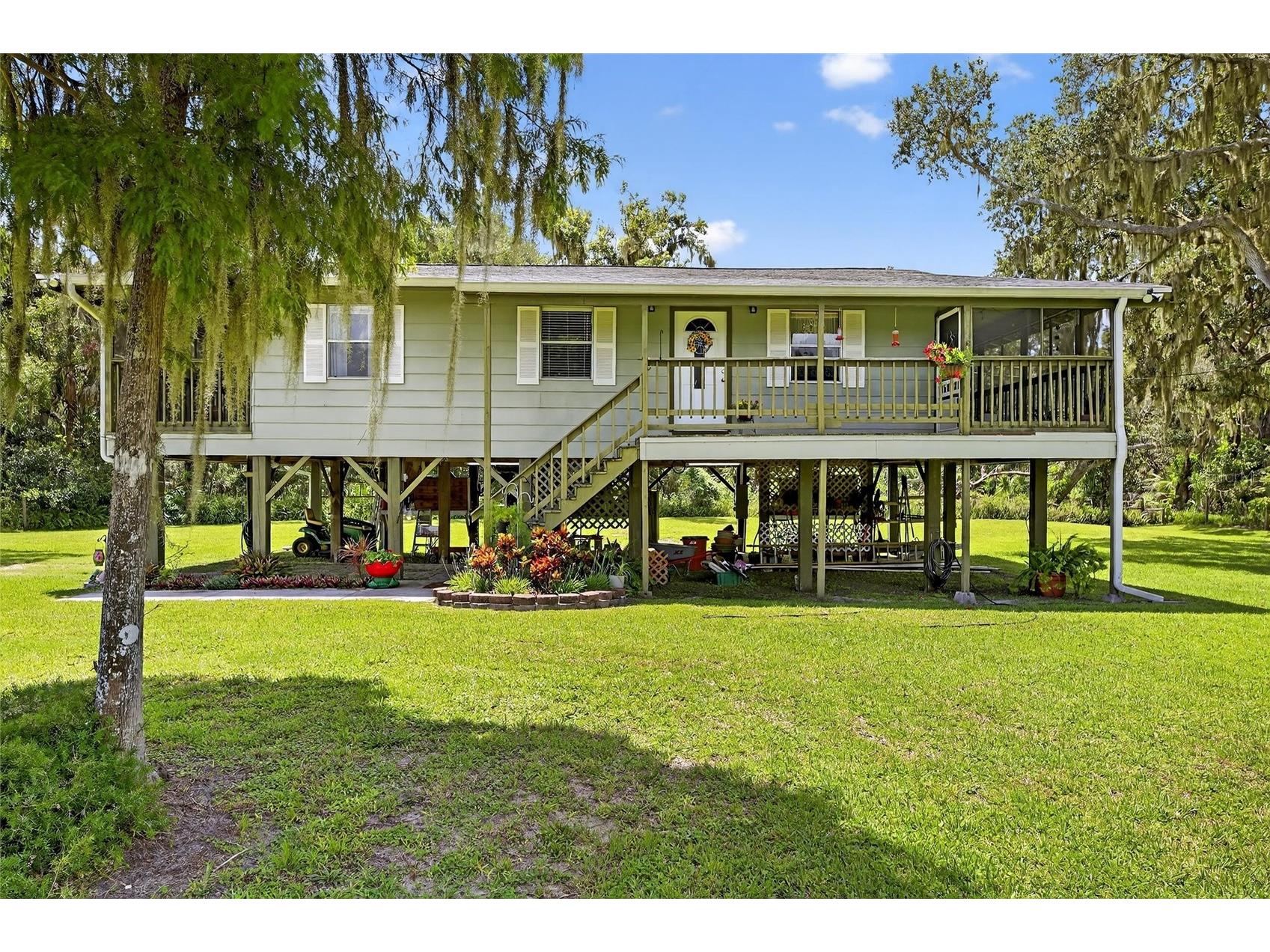 205 Wendel Avenue Lithia FL 33547 TB8520774 image1