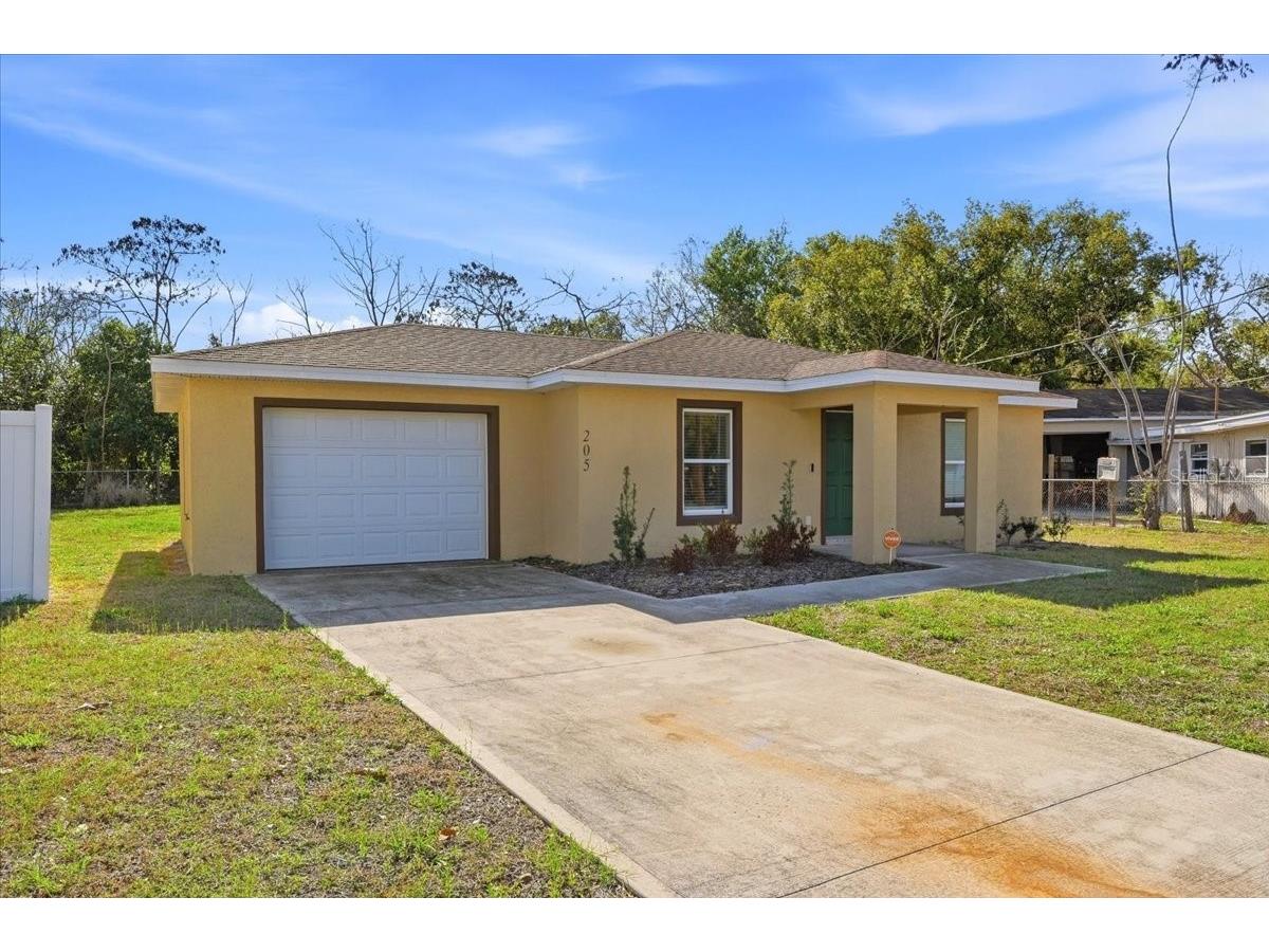 205 Westwood Avenue Winter Haven FL 33880 TB8485945 image1