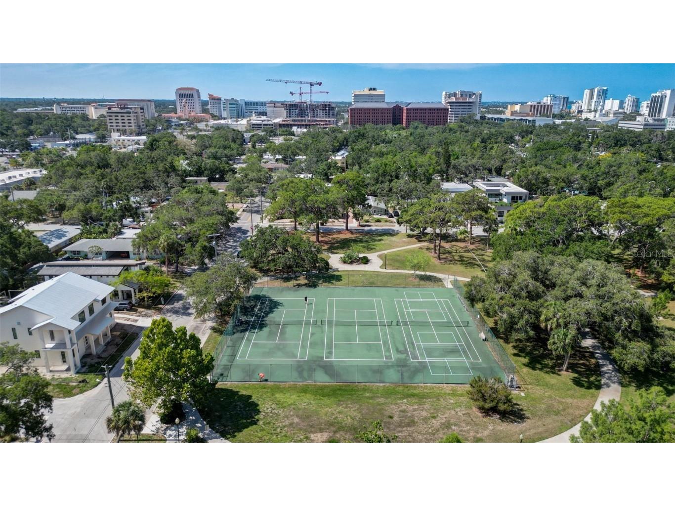 2050-2026 10th Sarasota FL 34237 TB8397140 image12