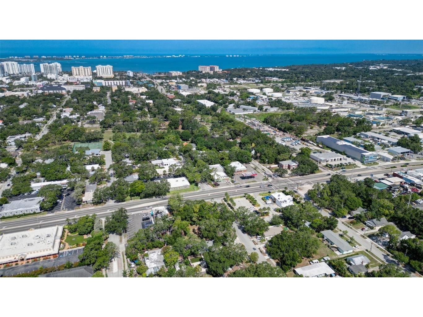 2050-2026 10th Sarasota FL 34237 TB8397140 image8