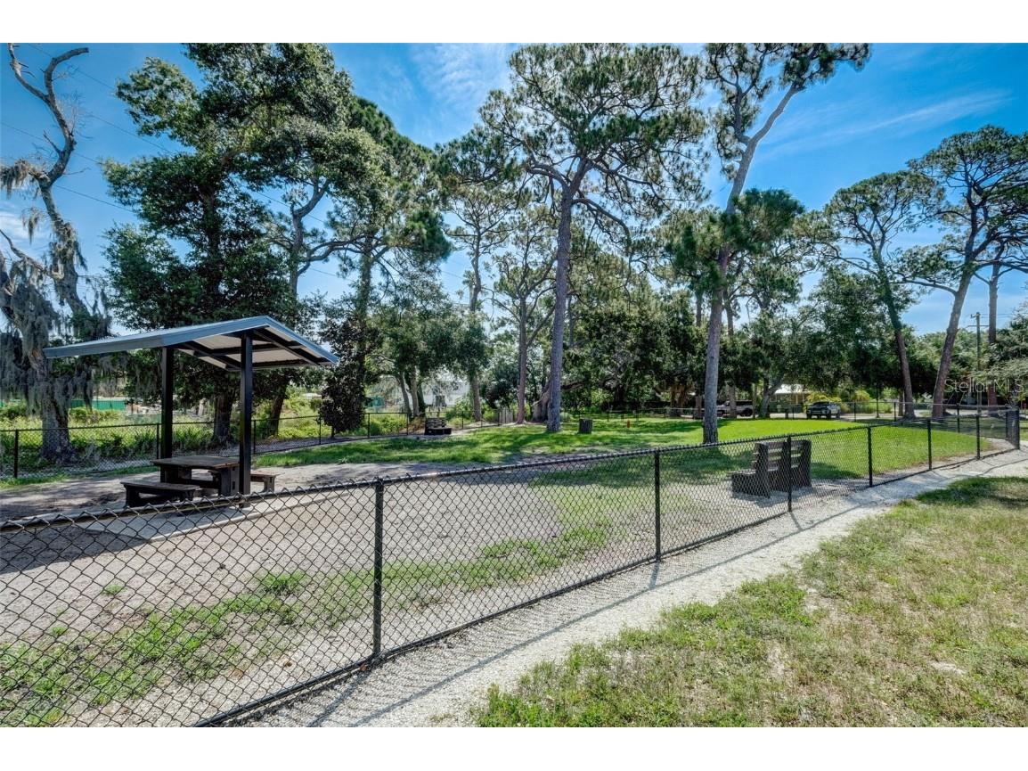 2050-2026 10th Sarasota FL 34237 TB8397724 image15