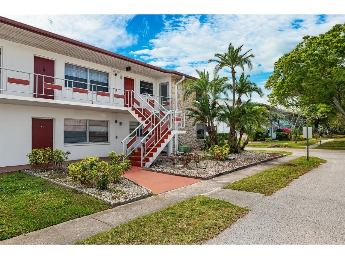 2050 58th Avenue N #28 Saint Petersburg FL 33714 TB8308849 image1