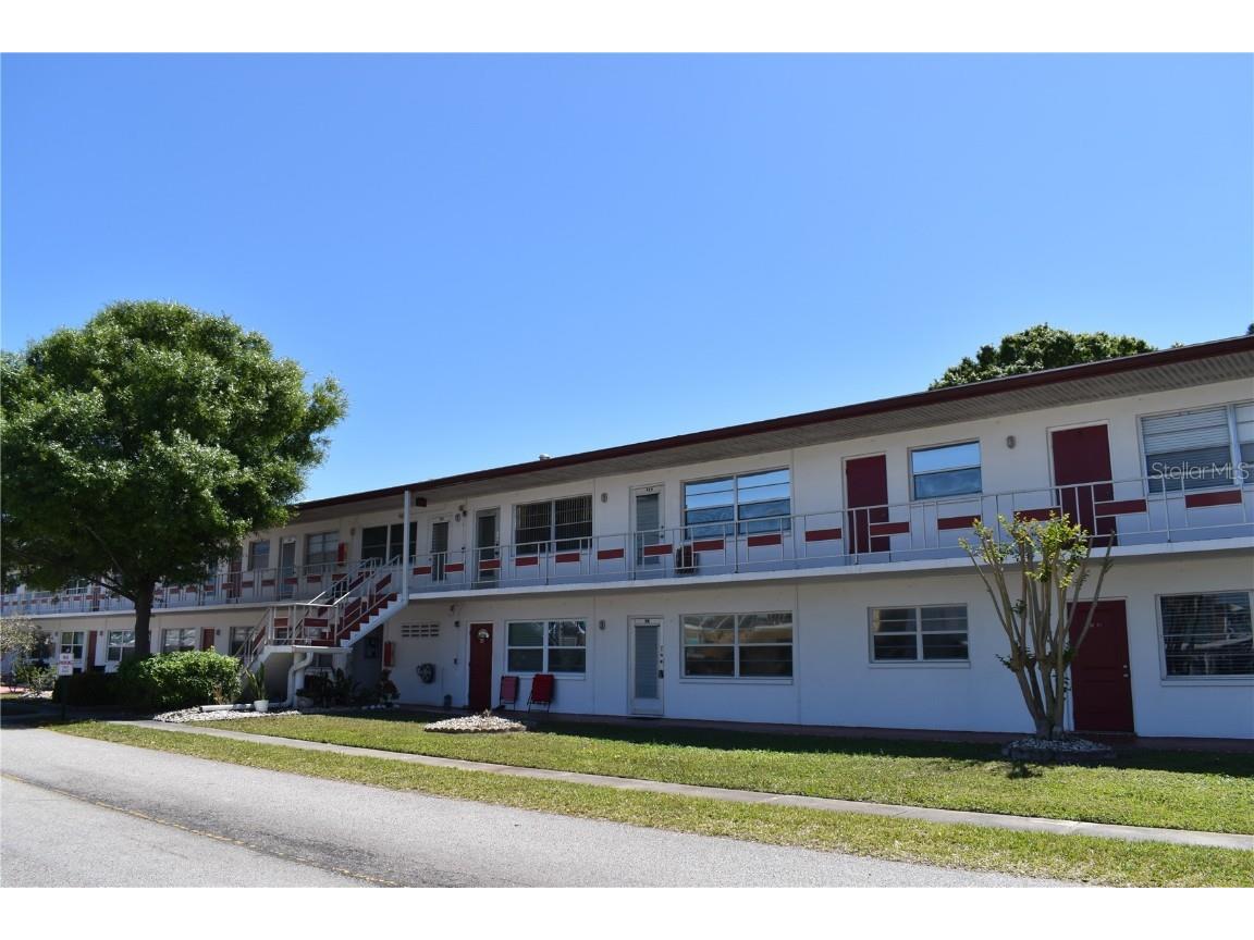 2050 58th Avenue N #9 Saint Petersburg FL 33714 U8195019 image1