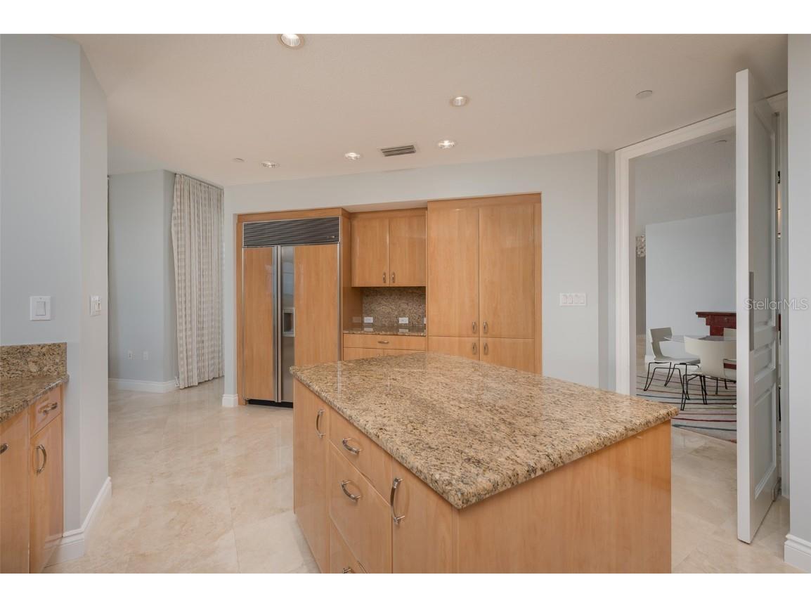 2050 Benjamin Franklin Drive #A601 Sarasota FL 34236 - GULF /SARASOTA BAY A4668936 image18