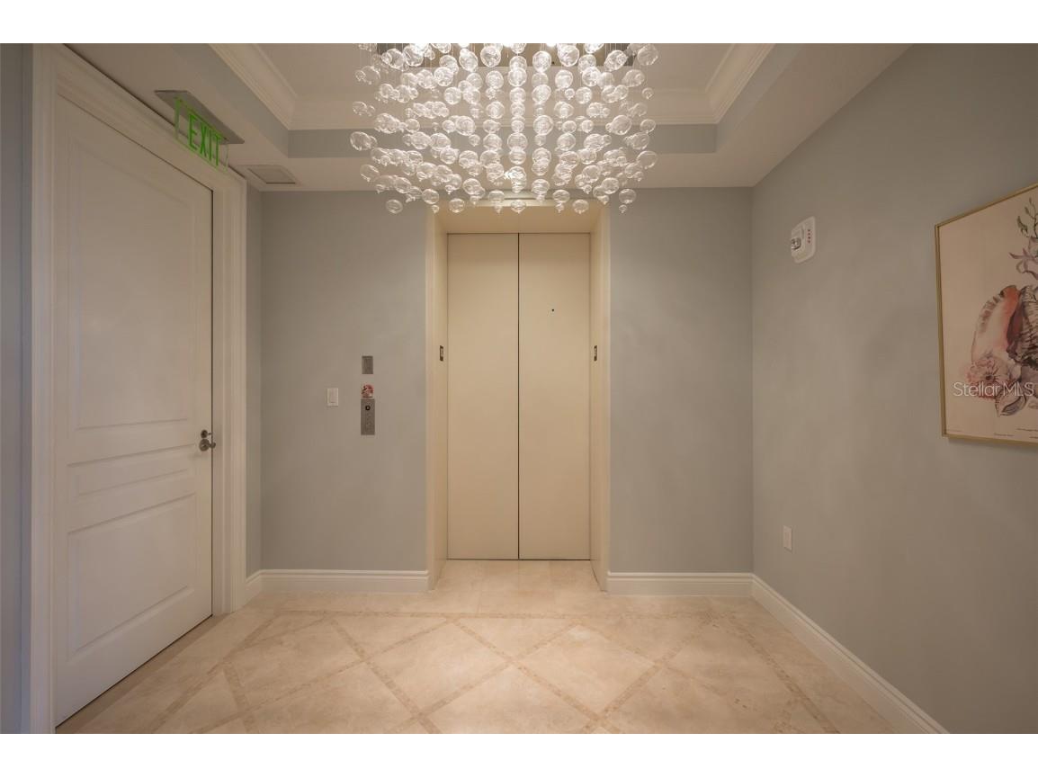 2050 Benjamin Franklin Drive #A601 Sarasota FL 34236 - GULF /SARASOTA BAY A4668936 image3