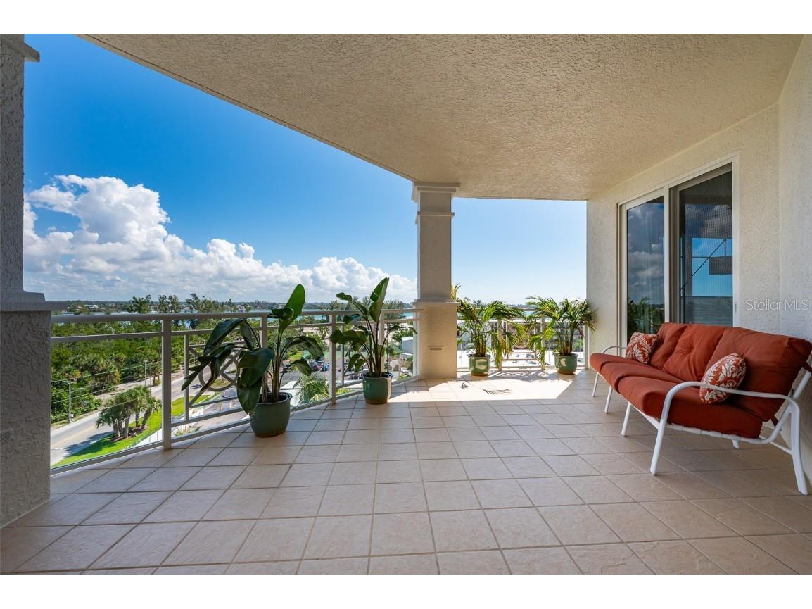 2050 Benjamin Franklin Drive #A601 Sarasota FL 34236 - GULF /SARASOTA BAY A4668936 image36