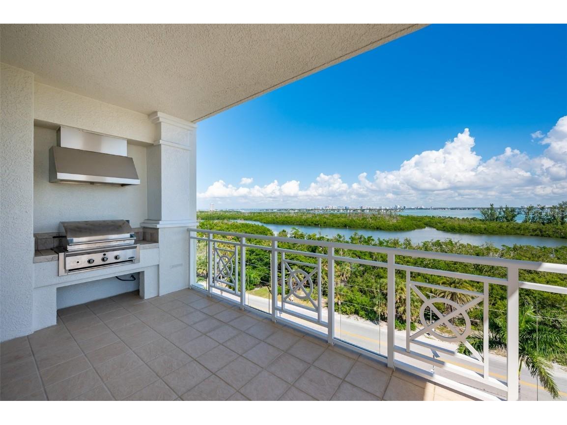 2050 Benjamin Franklin Drive #A601 Sarasota FL 34236 - GULF /SARASOTA BAY A4668936 image40